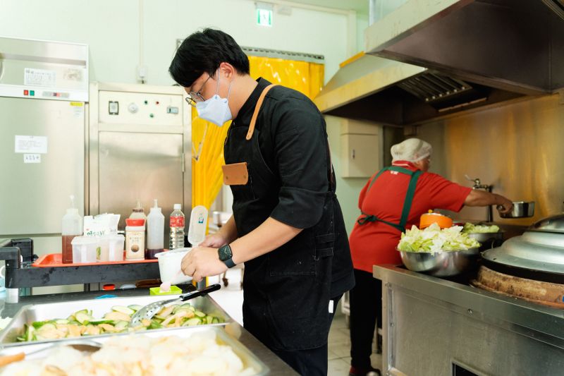 暖暖老人食堂　為偏鄉長者搭起照顧網